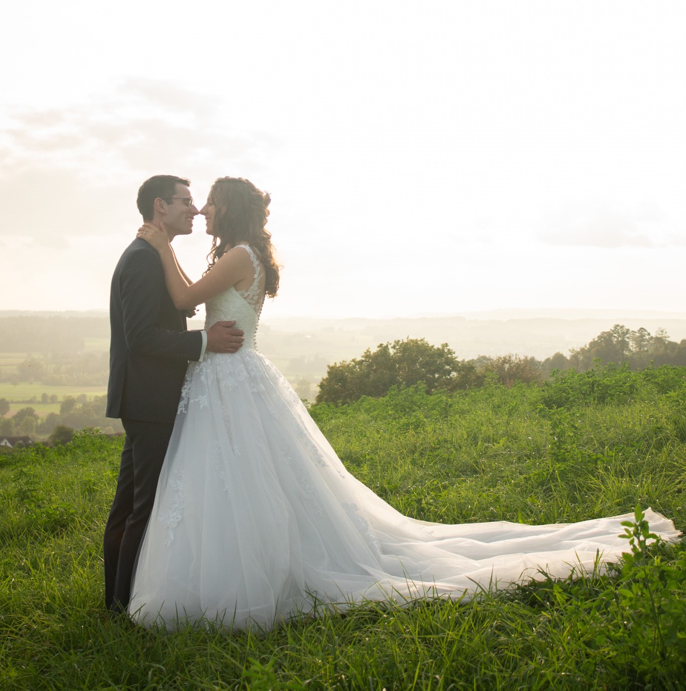 Our wedding photoshoot captures your magical moments – romantic and timeless.